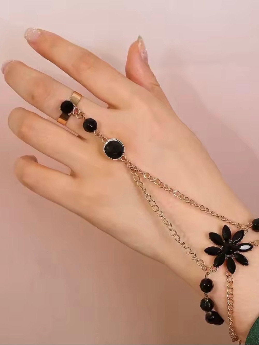 Anthropologie Gold Chain Black Stone Hand Harness Bracelet - Women Jewelry NWOT - Picture 4 of 5